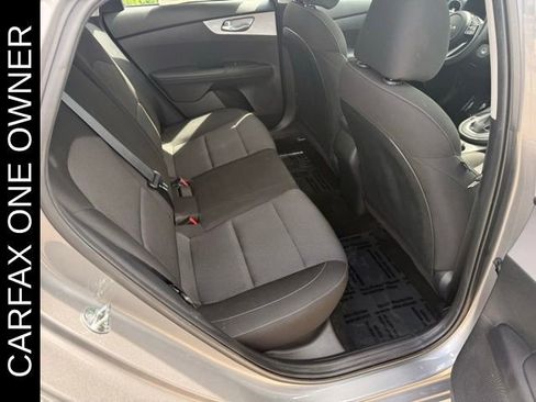 Used 2024 Kia Forte LXS FWD image 16