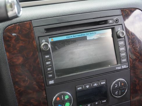 Used 2011 GMC Yukon Denali image 13