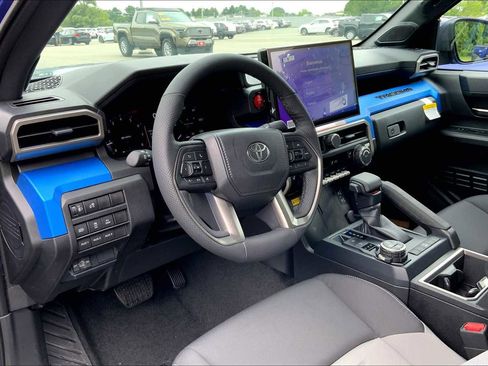 New 2025 Toyota Tacoma TRD Off-Road image 8