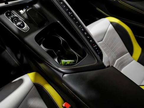 Used 2021 Chevrolet Corvette Stingray Premium Cpe w/ 3LT image 20