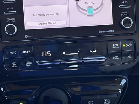 Used 2021 Toyota Prius XLE w/ Advanced Technology Package image 18