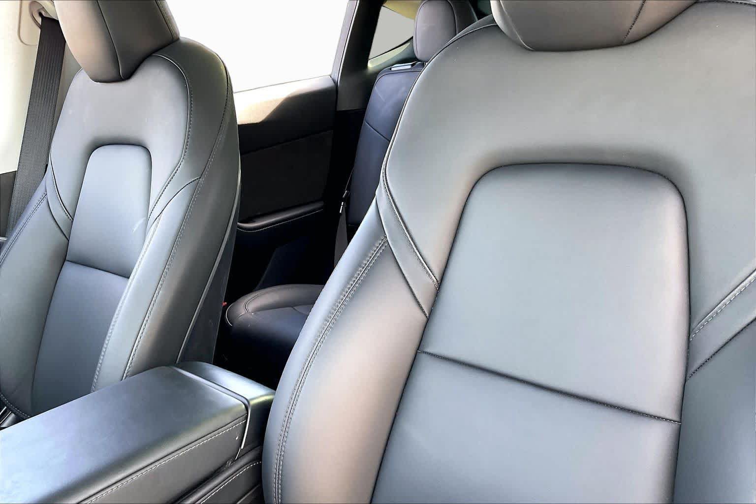 Used 2024 Tesla Model Y Performance AWD/4WD image 21
