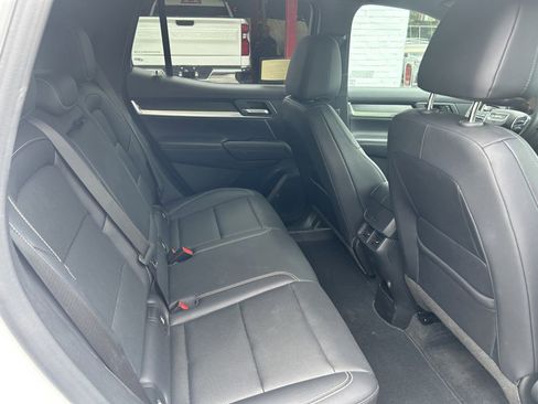 Used 2025 GMC Terrain Elevation w/ Elevation Premium Package AWD/4WD image 22
