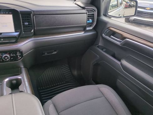 Used 2024 Chevrolet Silverado 1500 LT RWD image 19
