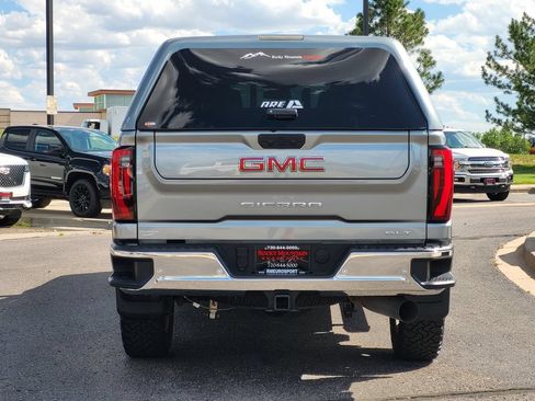 Used 2024 GMC Sierra 2500 SLT w/ SLT Premium Package AWD/4WD image 5