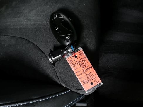 Certified 2025 Hyundai Elantra N image 36