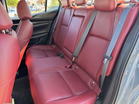 Used 2023 MAZDA MAZDA3 s image 18