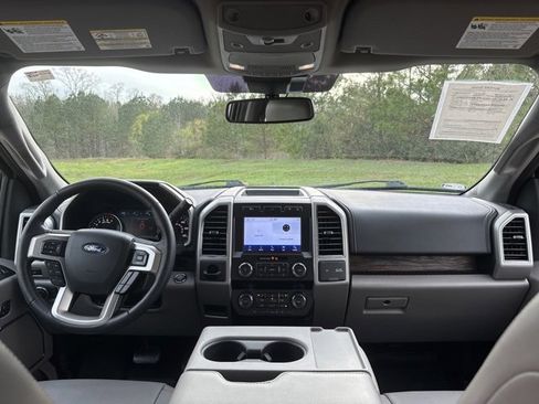 Used 2020 Ford F150 Lariat image 15