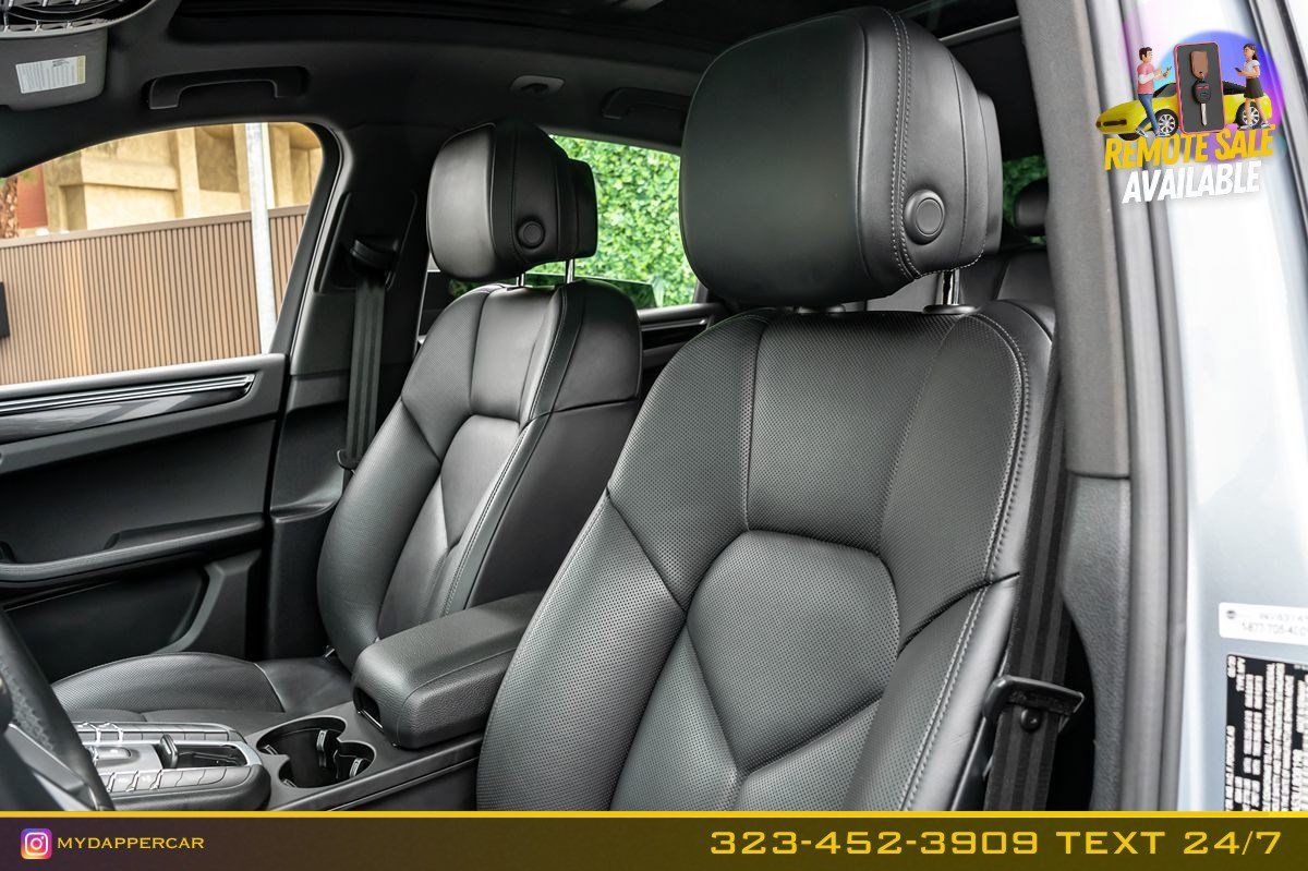 Used 2020 Porsche Macan w/ Premium Package Plus AWD/4WD image 13