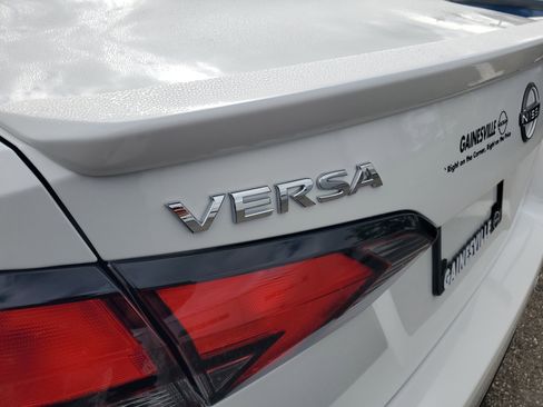 New 2025 Nissan Versa SR w/ Trunk Package image 8