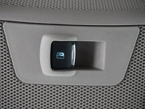 Used 2019 Ford F150 Limited w/ Trailer Tow Package image 27