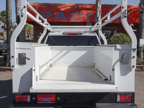 Used 2023 Chevrolet Silverado 2500 W/T w/ WT Convenience Package image 9