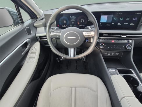 Certified 2025 Hyundai Sonata SEL FWD image 11
