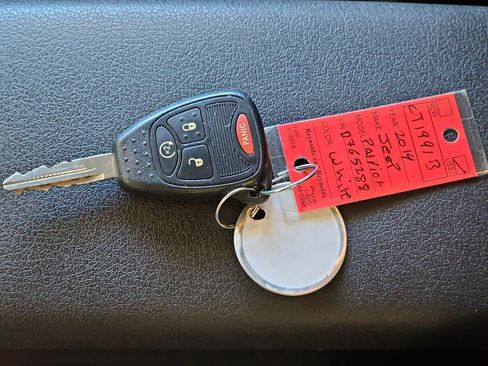 Used 2014 Jeep Patriot Latitude FWD image 34