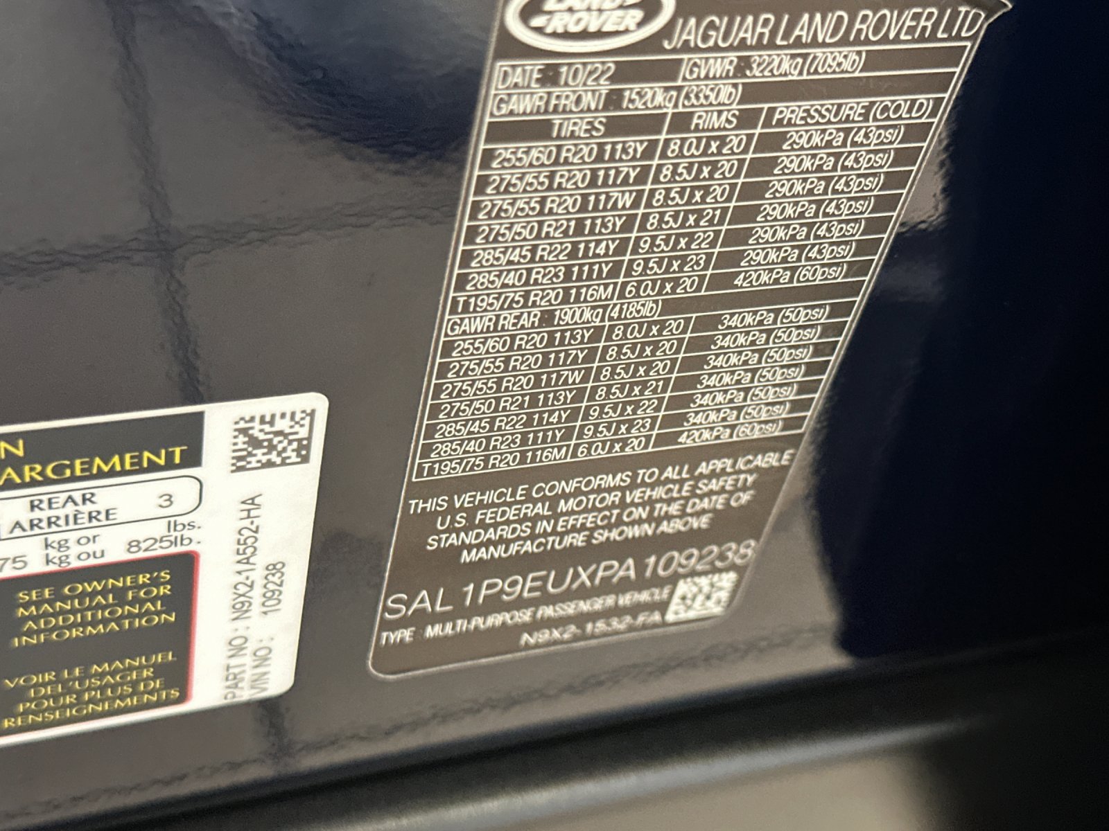 Used 2023 Land Rover Range Rover Sport SE AWD/4WD image 28