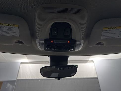 Used 2020 MINI Cooper 4-Door Hardtop image 24