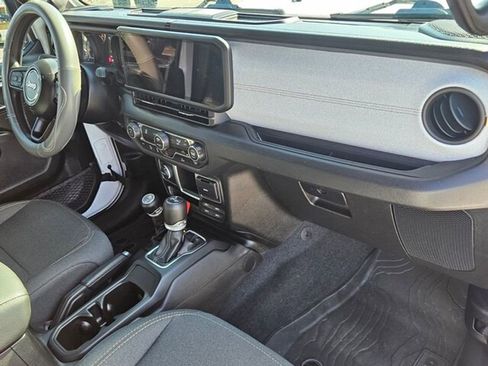 Used 2024 Jeep Wrangler Sport image 12