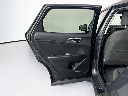 Used 2025 Kia Sportage LX FWD image 24