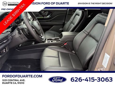 Used 2025 Lincoln Corsair FWD w/ Equipment Group 101A image 18