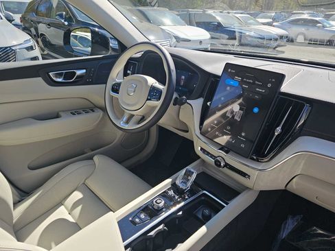 New 2026 Volvo XC60 T8 Ultra w/ Climate Package AWD/4WD image 10