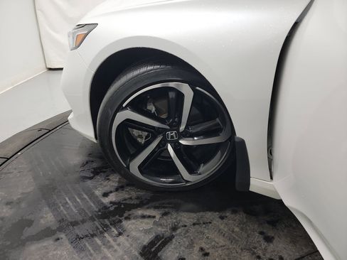 Certified 2022 Honda Accord Sport image 30