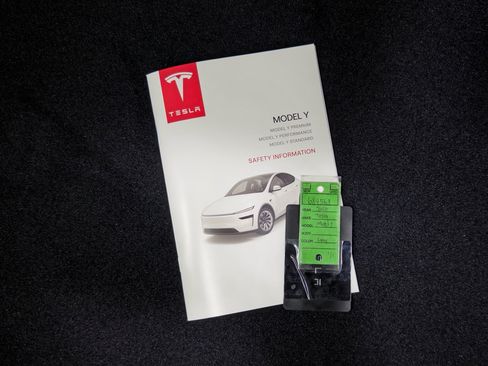 Used 2026 Tesla Model Y Long Range AWD/4WD image 20