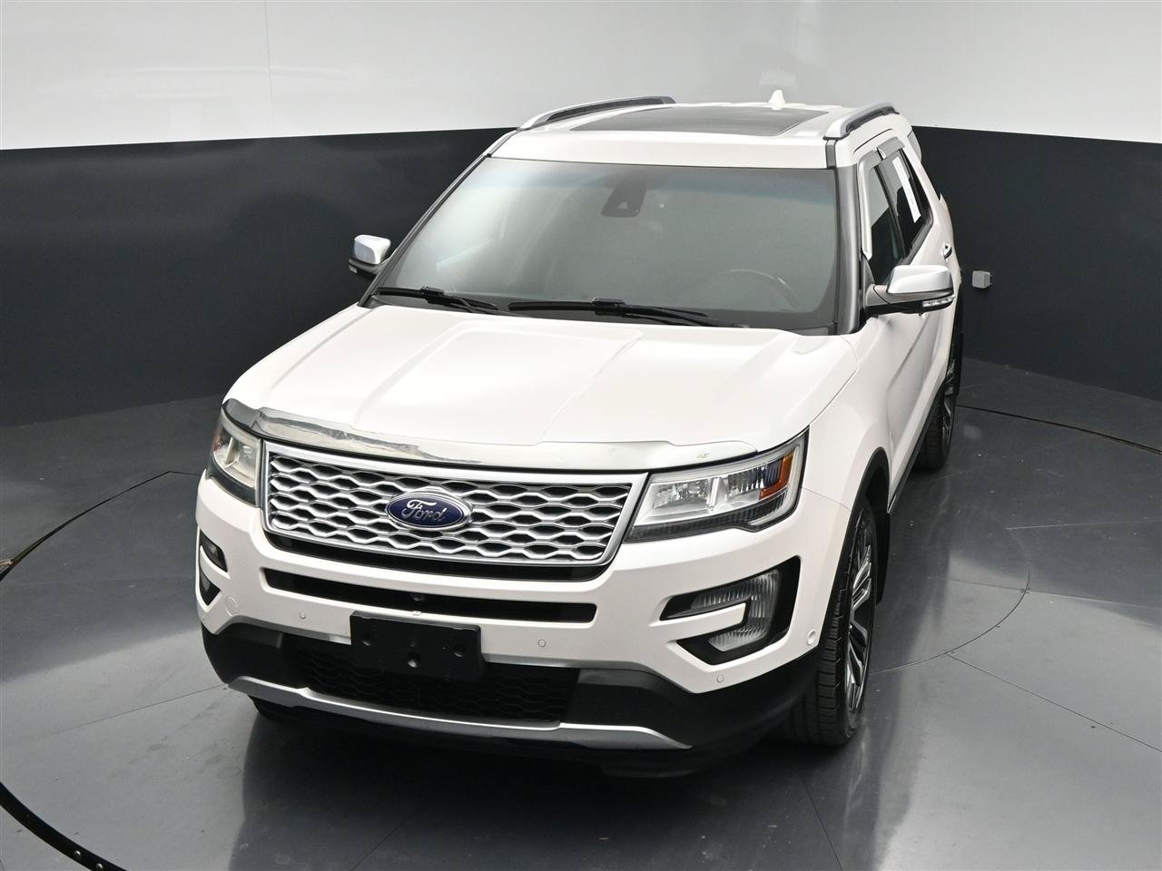 Used 2017 Ford Explorer Platinum AWD/4WD image 20