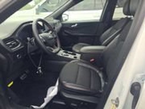 Used 2023 Ford Escape ST-Line w/ Tech Pack #1 AWD/4WD image 10
