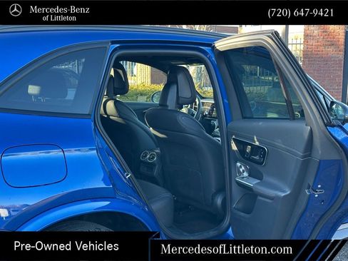 Used 2025 Mercedes-Benz GLC 300 4MATIC image 26