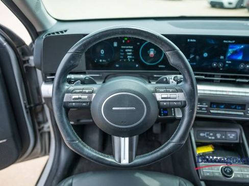 Used 2024 Hyundai Kona Limited AWD/4WD image 12