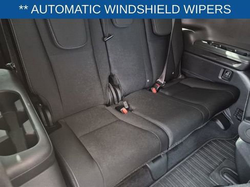 Used 2022 Subaru Ascent Premium w/ Convenience Package image 19