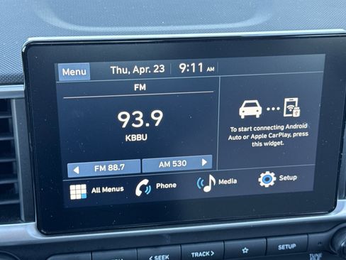 Used 2025 Hyundai Venue SEL FWD image 18