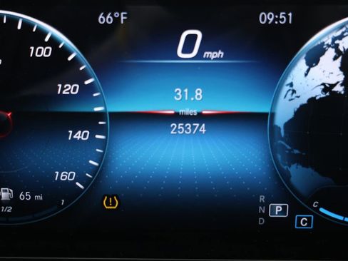 Used 2022 Mercedes-Benz GLA 250 4MATIC image 12