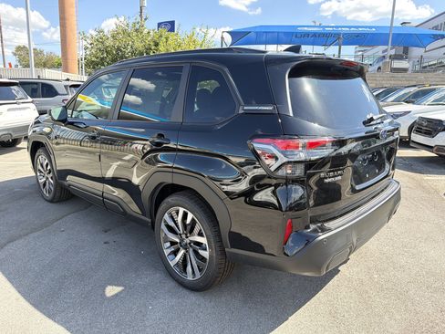 New 2026 Subaru Forester Touring AWD/4WD image 5
