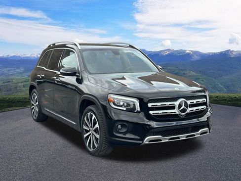 Used 2022 Mercedes-Benz GLB 250 4MATIC image 8