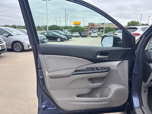 Used 2013 Honda CR-V LX image 9