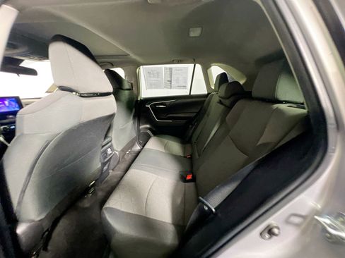 Used 2023 Toyota RAV4 XLE w/ Convenience Package FWD image 29