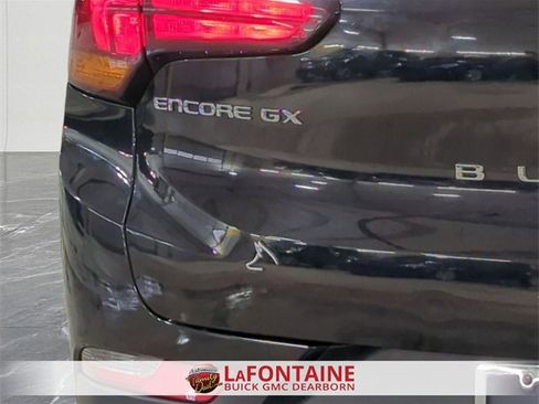 Certified 2024 Buick Encore GX Preferred w/ Comfort Package image 29