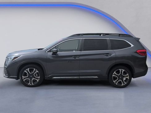 Used 2023 Subaru Ascent Limited AWD/4WD image 3