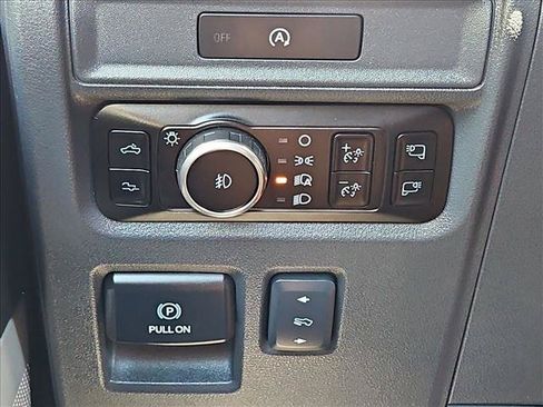 Used 2025 Ford F150 Raptor AWD/4WD image 17