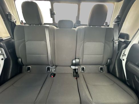 Used 2023 Jeep Gladiator Overland image 20