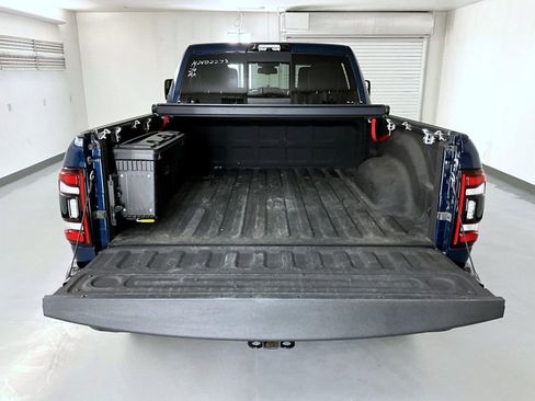 Used 2024 RAM 2500 Laramie w/ Night Edition image 21