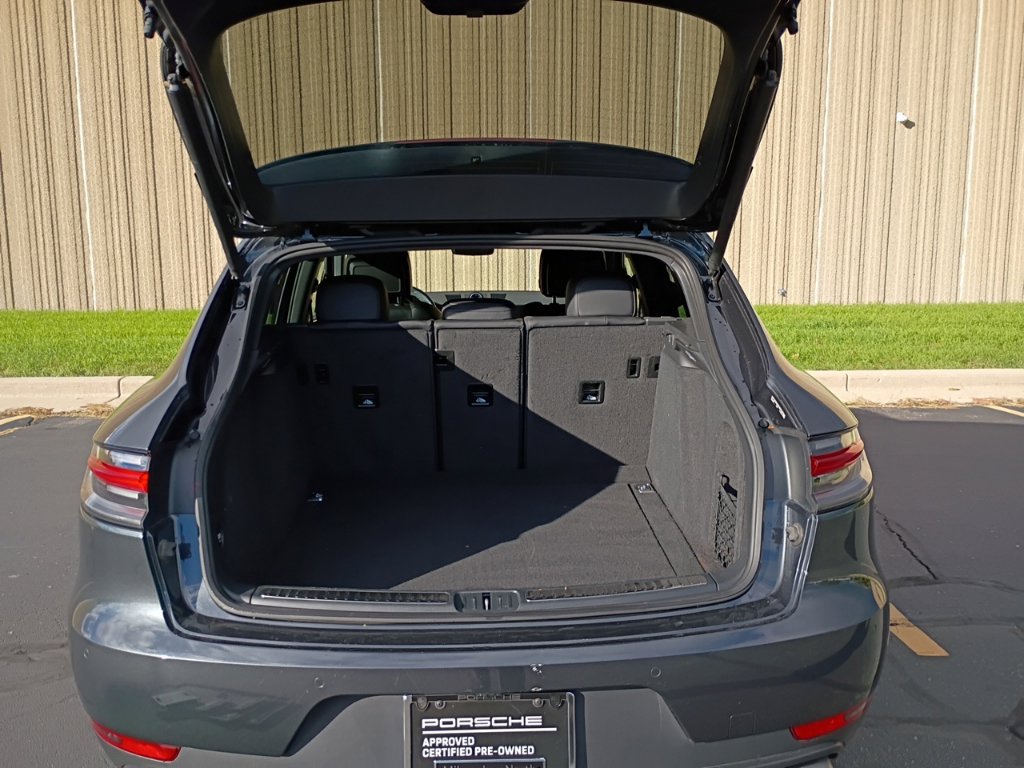 Certified 2021 Porsche Macan AWD/4WD image 13