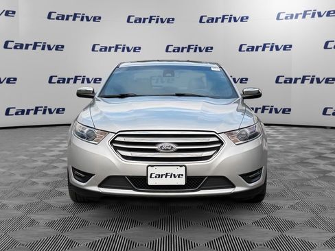 Used 2019 Ford Taurus Limited image 9