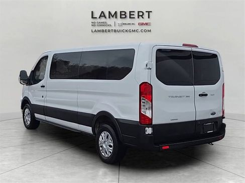 Used 2023 Ford Transit 350 XLT image 3