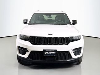 Used 2023 Jeep Grand Cherokee Altitude video 2