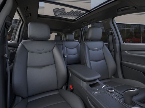 New 2025 Cadillac XT6 Luxury image 16