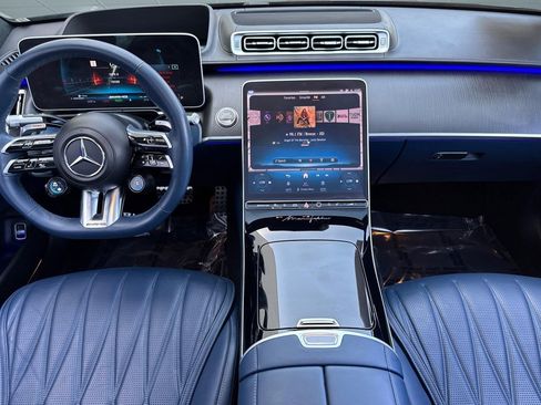 Used 2025 Mercedes-Benz S 63 AMG S image 15