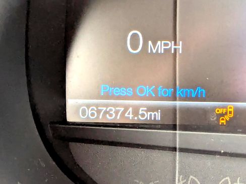 Used 2017 Ford Edge SEL w/ Equipment Group 201A image 21