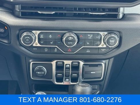 New 2026 Jeep Gladiator Sport AWD/4WD image 12